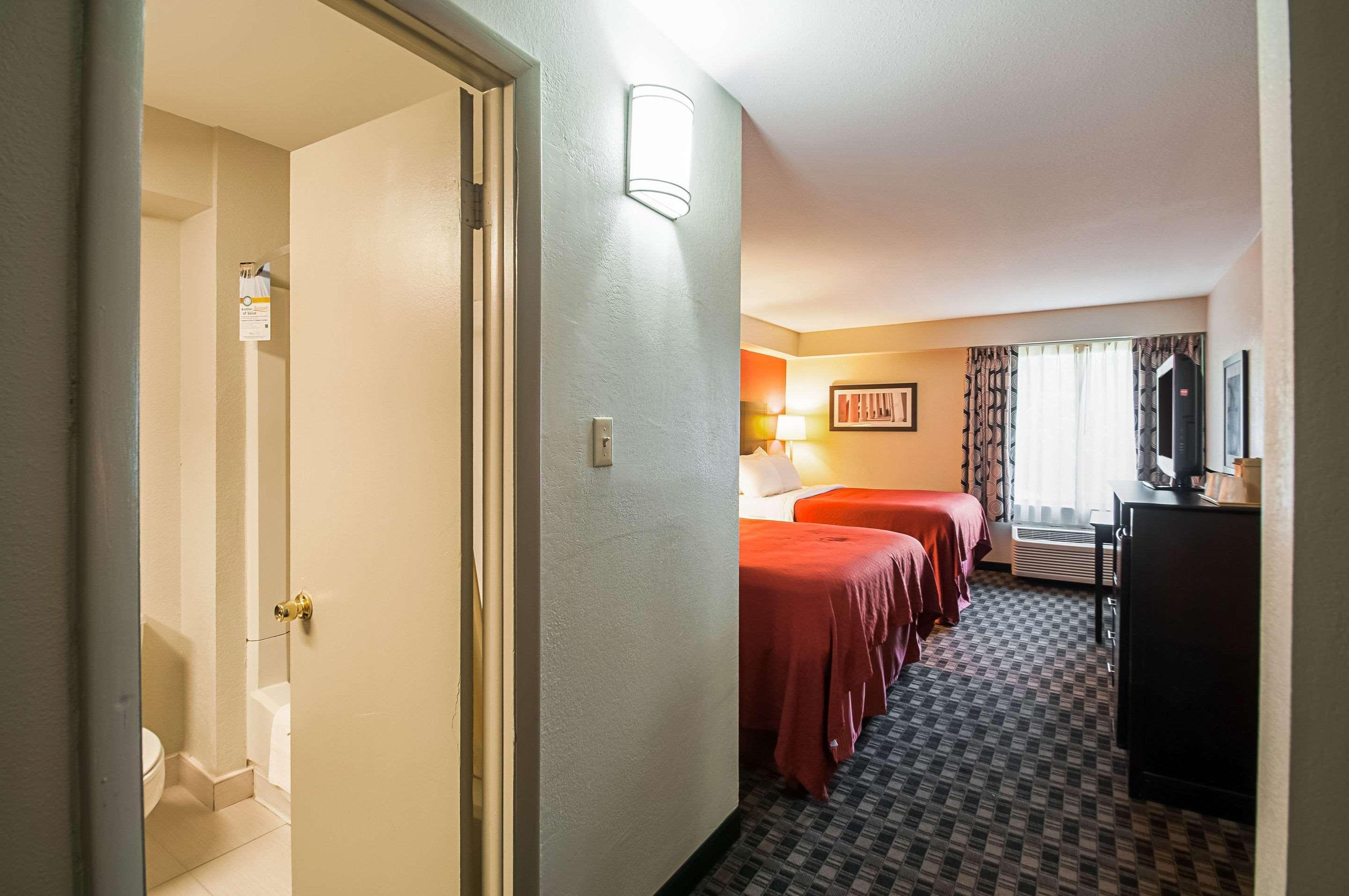 Quality Inn Near Potomac Mills Woodbridge Extérieur photo